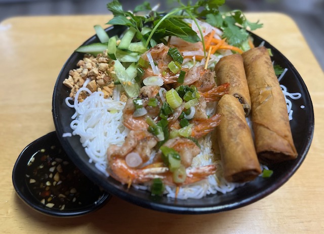 V3. Grilled Shrimp and Egg Rolls Vermicelli Noodle