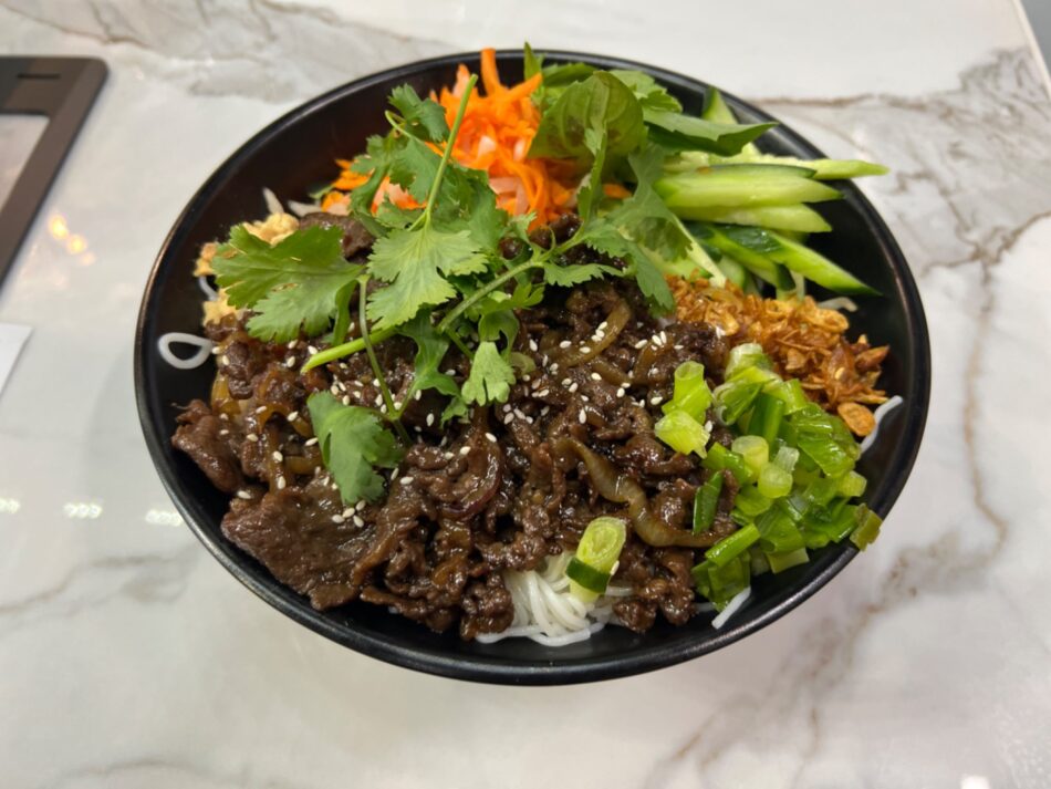 V6. Bulgogi Beef Vermicelli Noodle